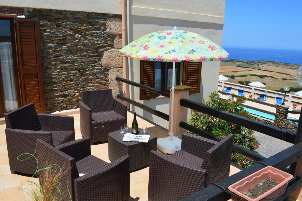 Agriturismo Finagliosu 帕拉马多拉 外观 照片
