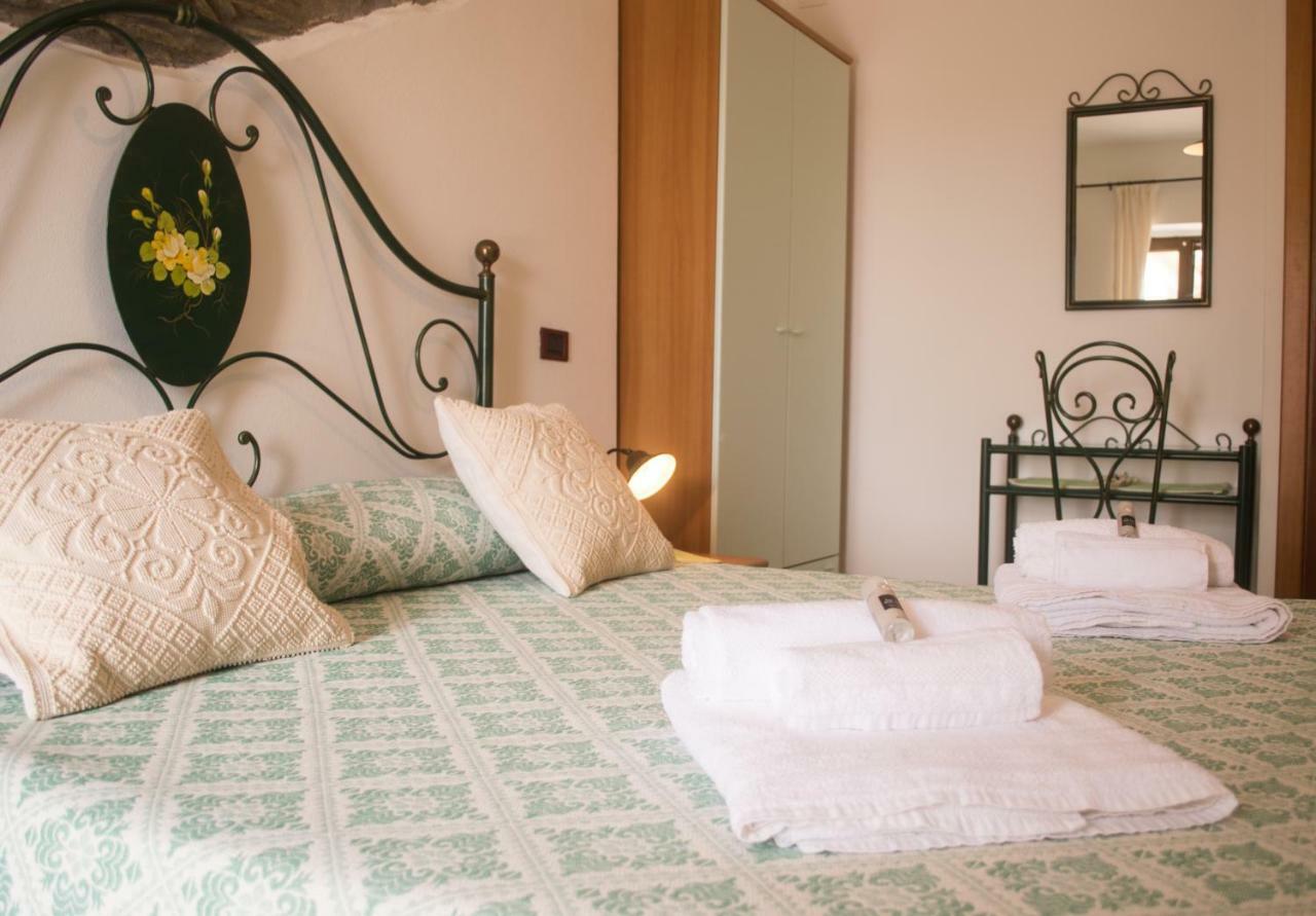 Agriturismo Finagliosu 帕拉马多拉 外观 照片